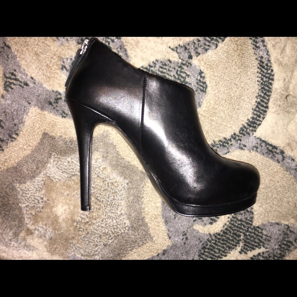 Nine West booties